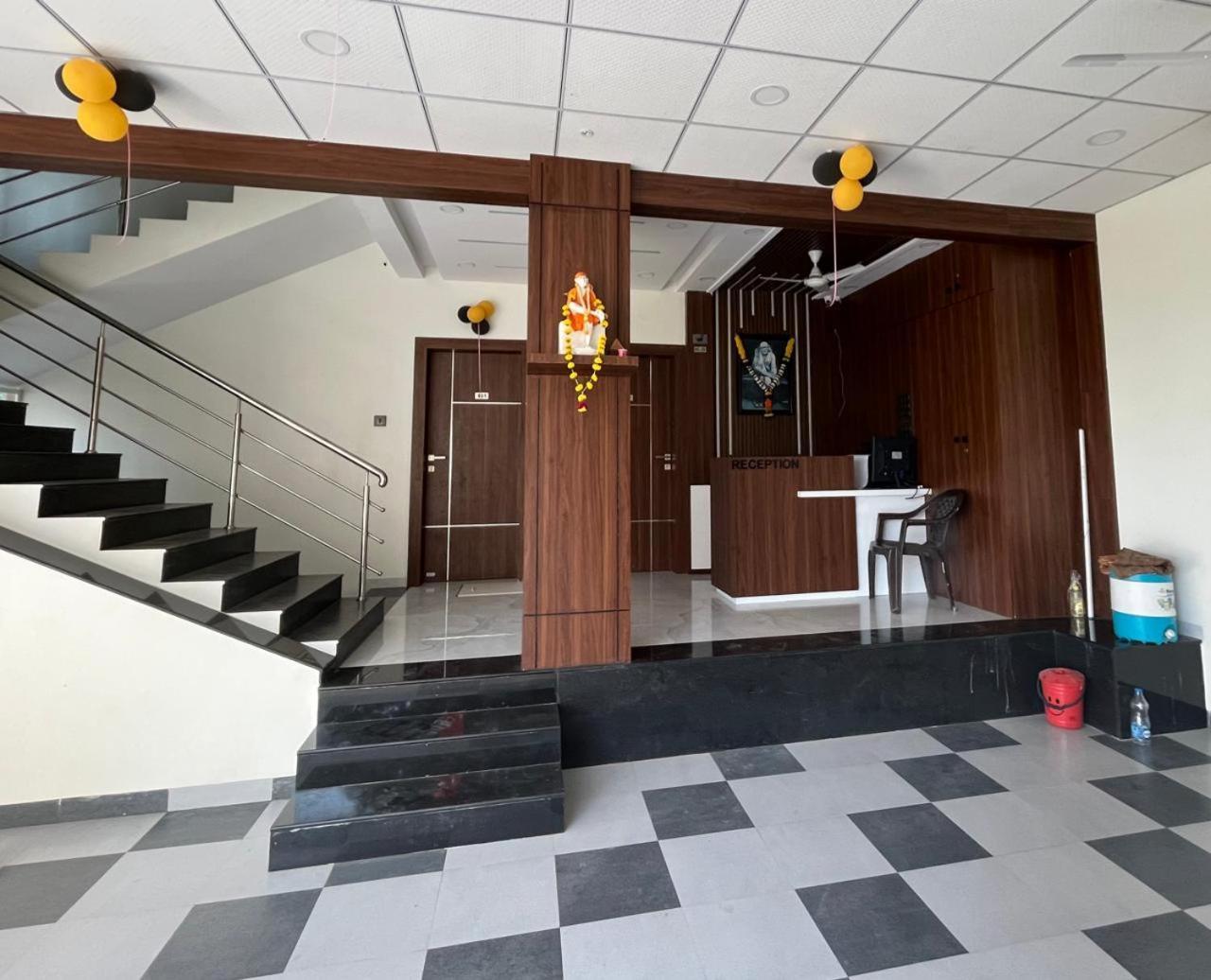 Hotel Sai Sandesh Shirdi Zewnętrze zdjęcie